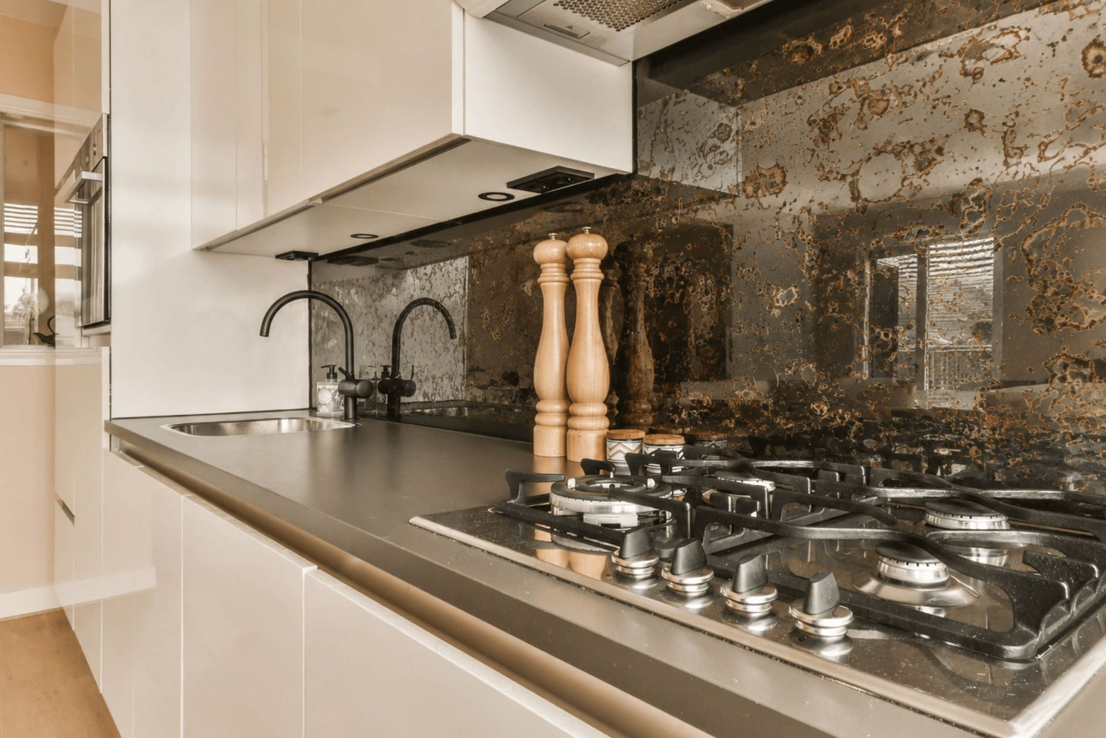 antique mirror kitchen