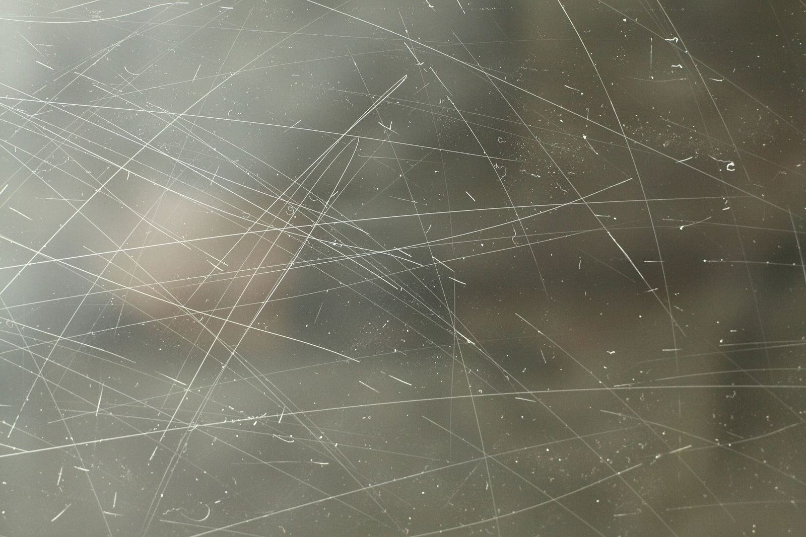 How to remove scratches from a glass table top